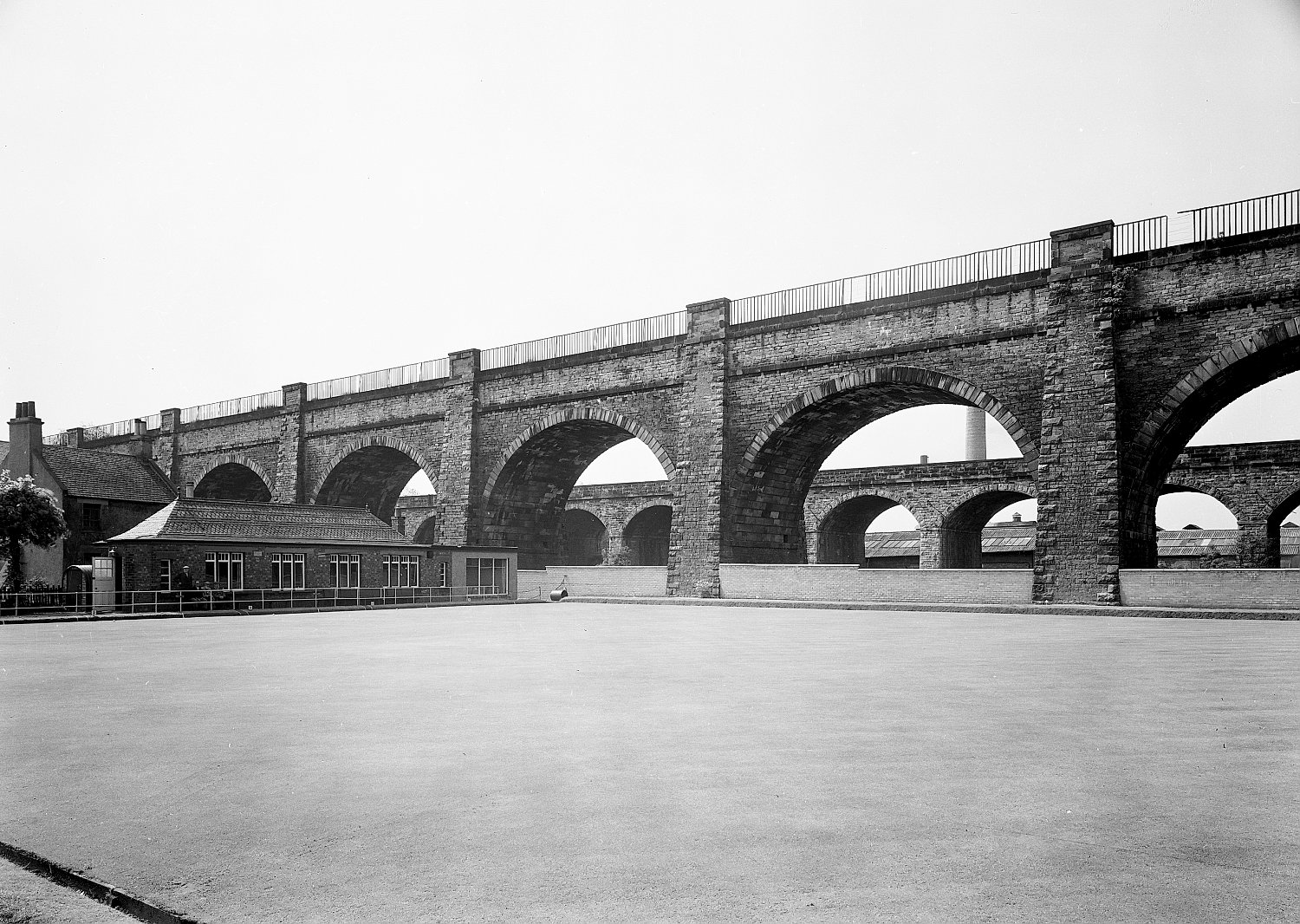 Slateford Aqueduct (c) RCAHMS